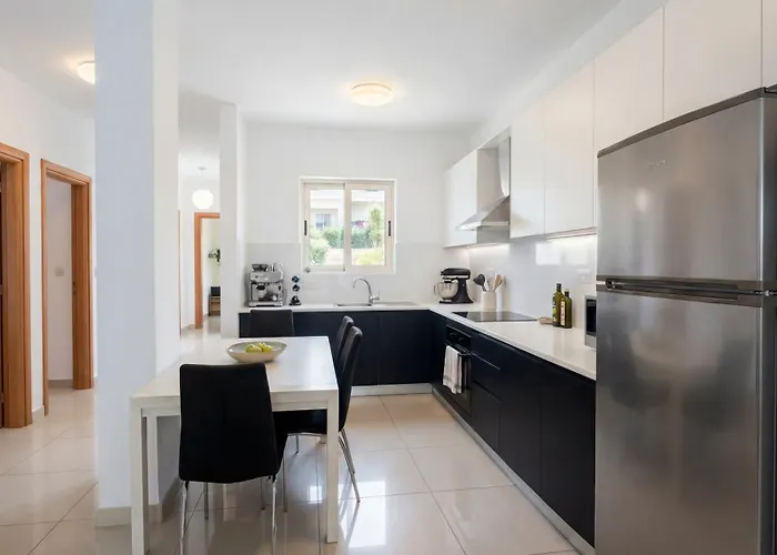 Appartement Charming Modern 1br With Balcony Views Gzira