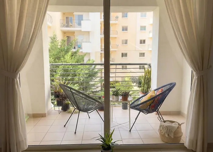 Charming Modern 1br With Balcony Views Gzira